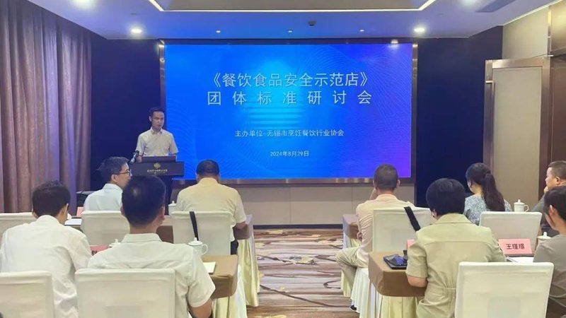 一手货源指的是直接从生产厂家或品牌方获取的货源，具有以下优势：