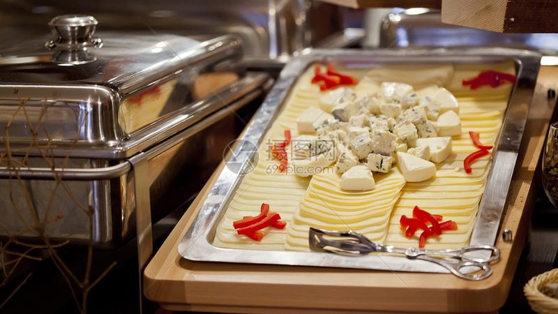 行业背景：食品招商代理加盟，机遇与挑战并存