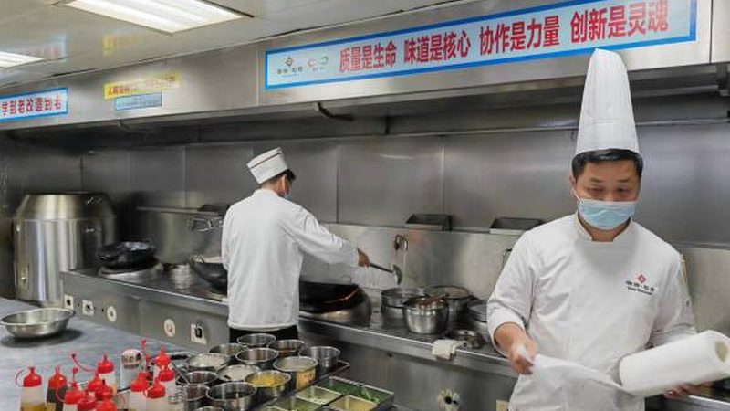 自制狗狗饼干，让爱宠享受健康美味
